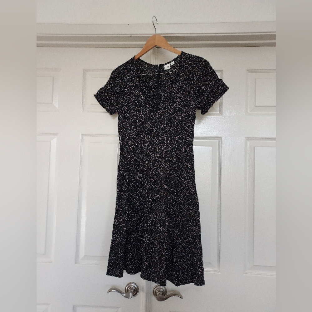 EUC Gap black patterned skater dress, size 4